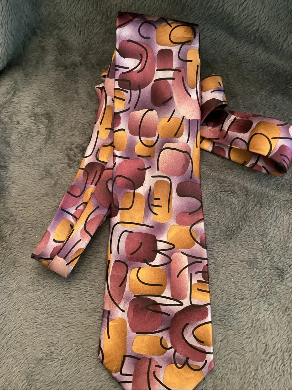 J. Garcia Men’s Silk Tie with Abstract Print Tie in Purple, Yellow, Pink
